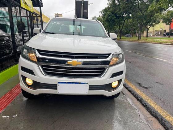 CHEVROLET S10 2.8 LT 4X4 CD 16V TURBO DIESEL 4P AUTOMÁTICO CHEVROLET S10 2.8 LT 4X4 CD 16V TURBO DIESEL 4P AUTOMÁTICO